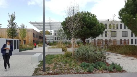 Bâtiment B18 exterieur - Campus Bordes - © Universite de Bordeaux (2019)